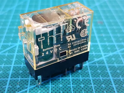 APEM IDEC RJ2S-CL-D24 Power Relais, DPDT, 24 VDC, 8 A, RJ, Buchse, nicht verriegelbar