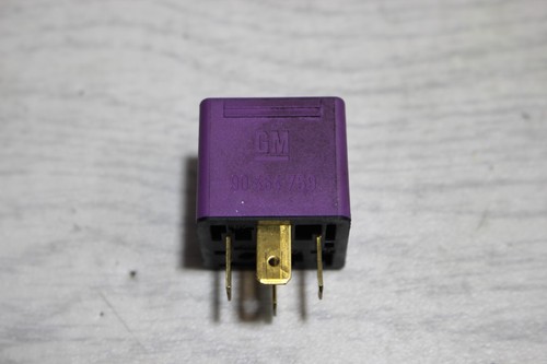 Relais Kraftstoffpumpe 0332019452 Bosch 90464759 Opel Meriva A Bj,03