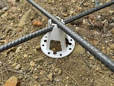 Sandbaggy Plastic Rebar Chairs - Elevates Rebar 2.5" or  3" - Rebar #3 to #5