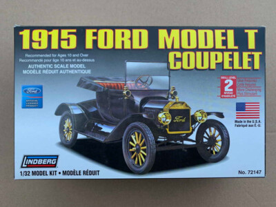 1915 Ford Model T Coupelet Modell Bausatz von Lindberg in 1/32 Coupe
