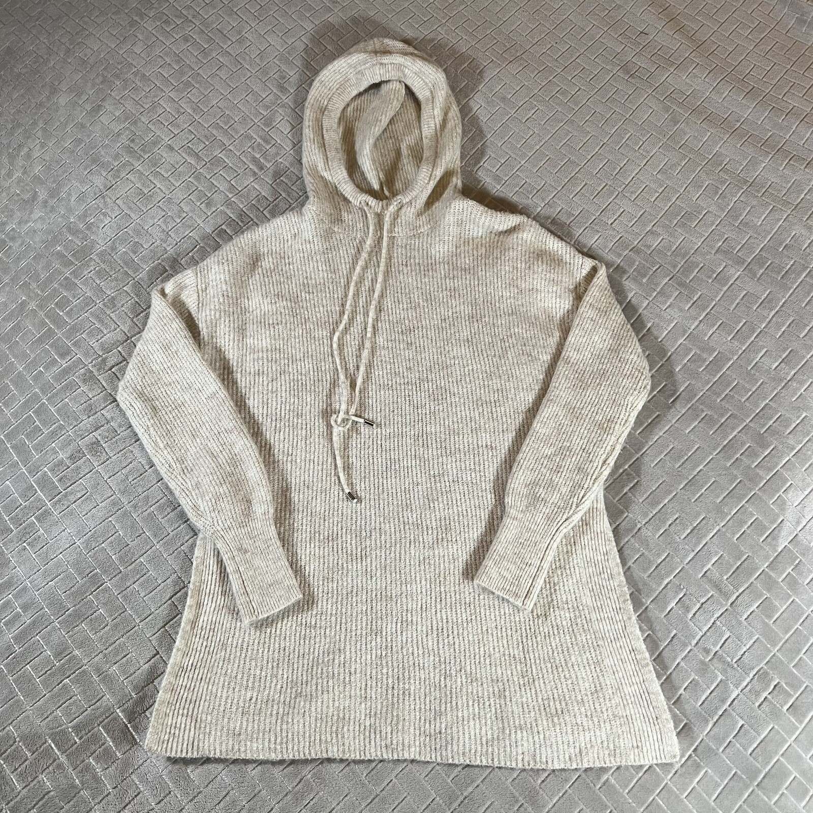 Hu0026amp;M Womens Oversized XS Sweater Hoodie Beige Fuzzy Long Slit Sides  Turtleneck | eBay