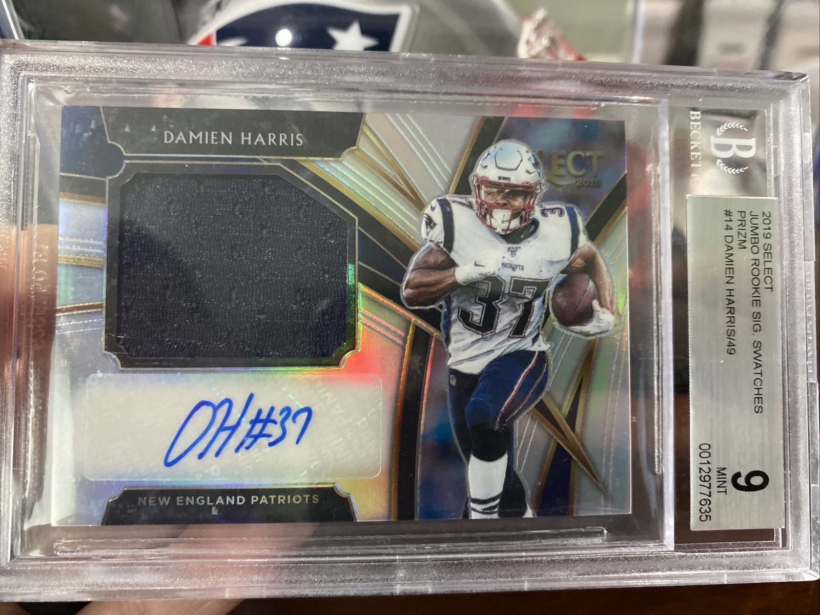 Damien Harris Leaf Draft #14 Base