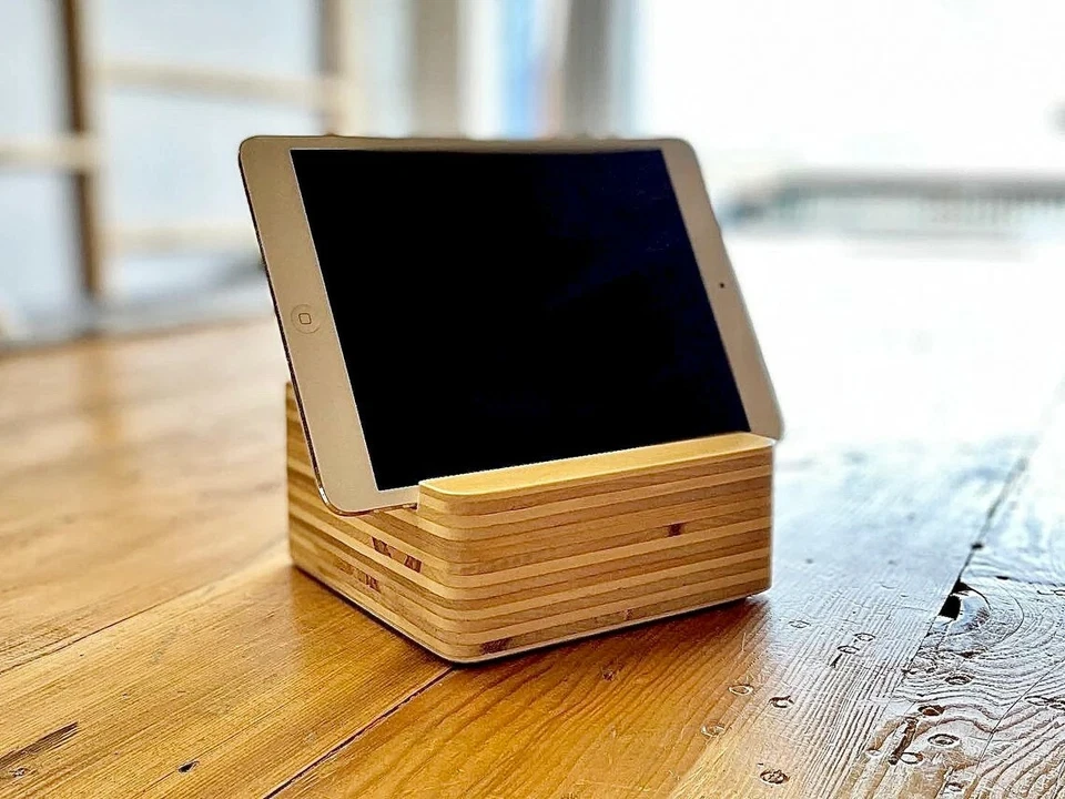 Plywood Tablet Stand w. Charging Cable Through-hole - Image 3 of 4
