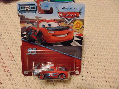 NEW 2024 DISNEY PIXAR CARS *GRC GLOBAL RACERS CLIP LIGHTNING
