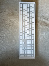 Apple Magic Wireless Numeric Keyboard A1843 Magic 2 Mouse A1657 W