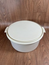 Vintage Tupperware Creme Color Large 13" Round Cake Pie Carrier Tote No Handle