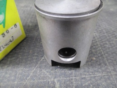 GITANE  FANTIC CIMATTI  MINARELLI P6 P4 NOS  PISTON & RING 39.6  SPORTS MOPED