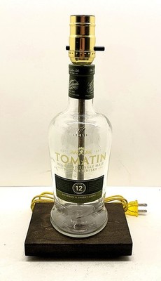 Tomatin Single Malt Scotch Whiskey Liquor Bottle TABLE LAMP LIGHT w Wood Base