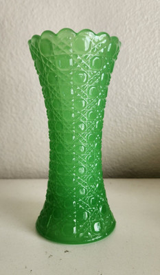 Rare Vintage Design Jadeite Vase Clambroth Green Cane Press Pattern Jadite Green