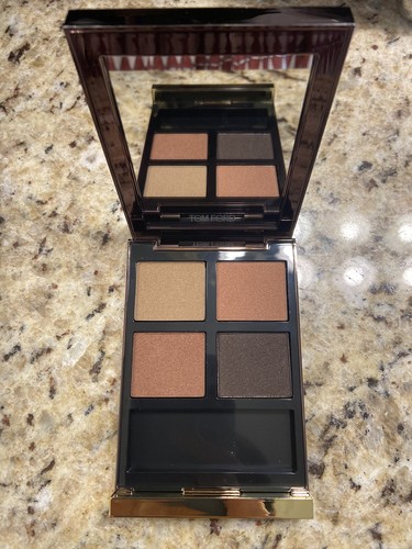 Tom ford smoky quartz