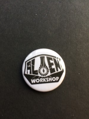 Alien Workshop - schwarz/weiß Logo - 25mm Abzeichen