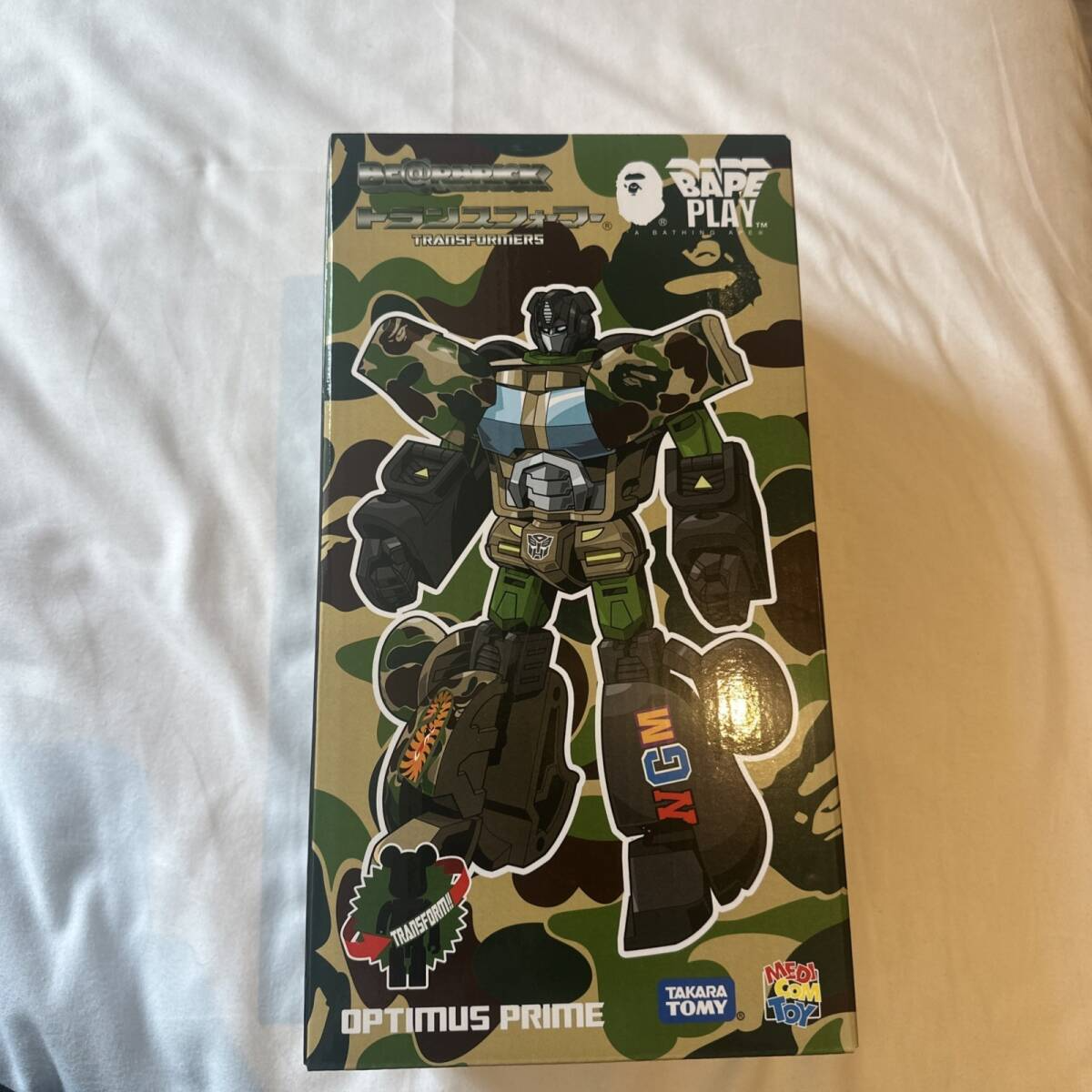 BAPE® X TRANSFORMERS X BE@RBRICK CAMO A BATHING APE®︎ × BE@RBRICK × TRANSFORMERS | bape.com