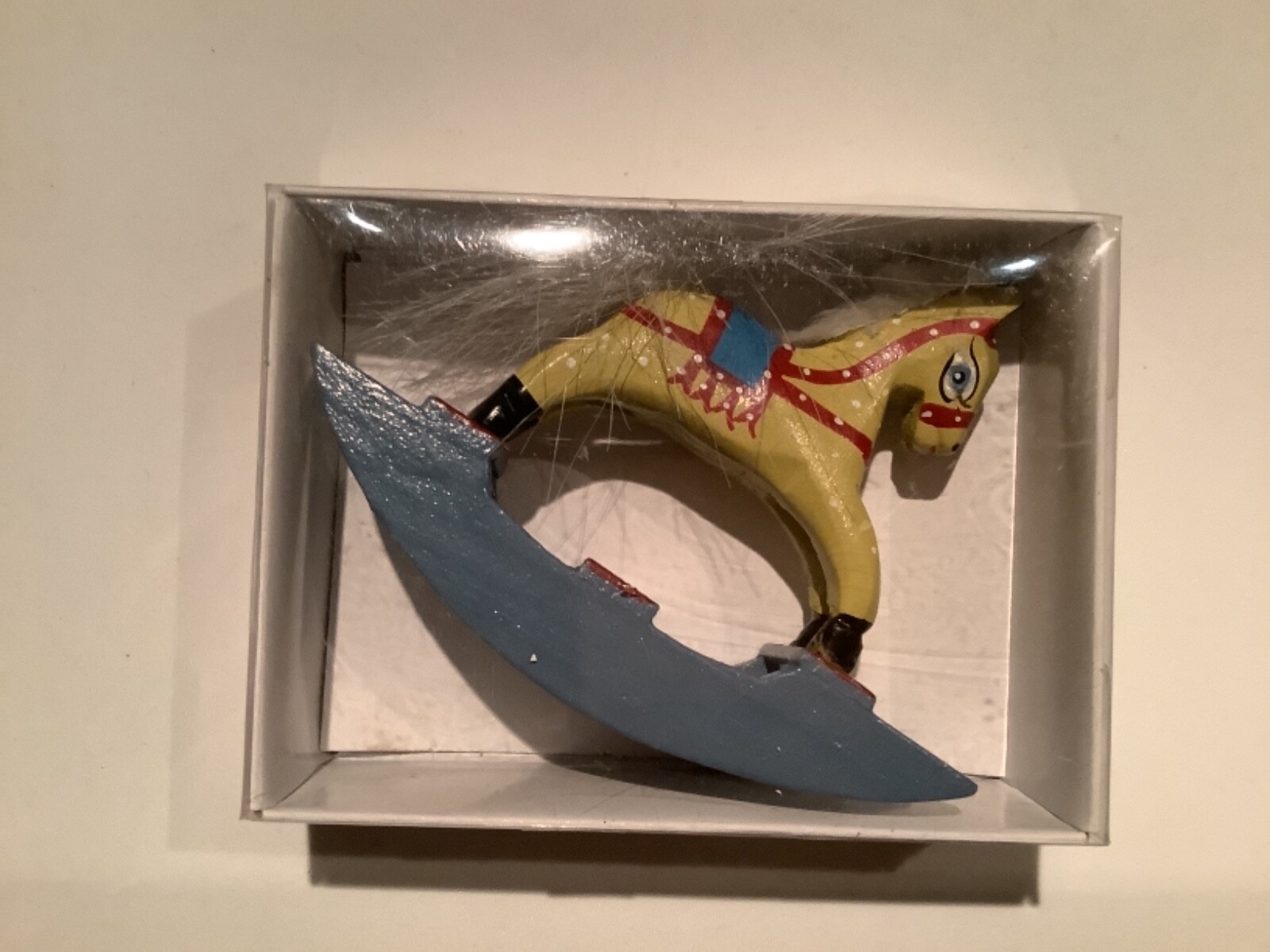 Cheval Le Mas Provençal Altaya : accessoire maison de poupées miniature à monter