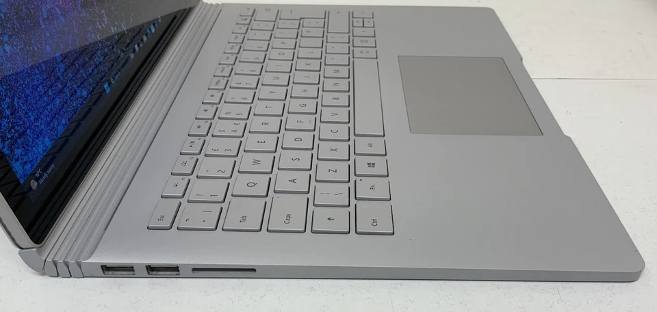 Microsoft Surface Book, WIN 11 Laptop Core i7-6th Gen 8GB 256GB/Battery Issue - Image 4 of 4