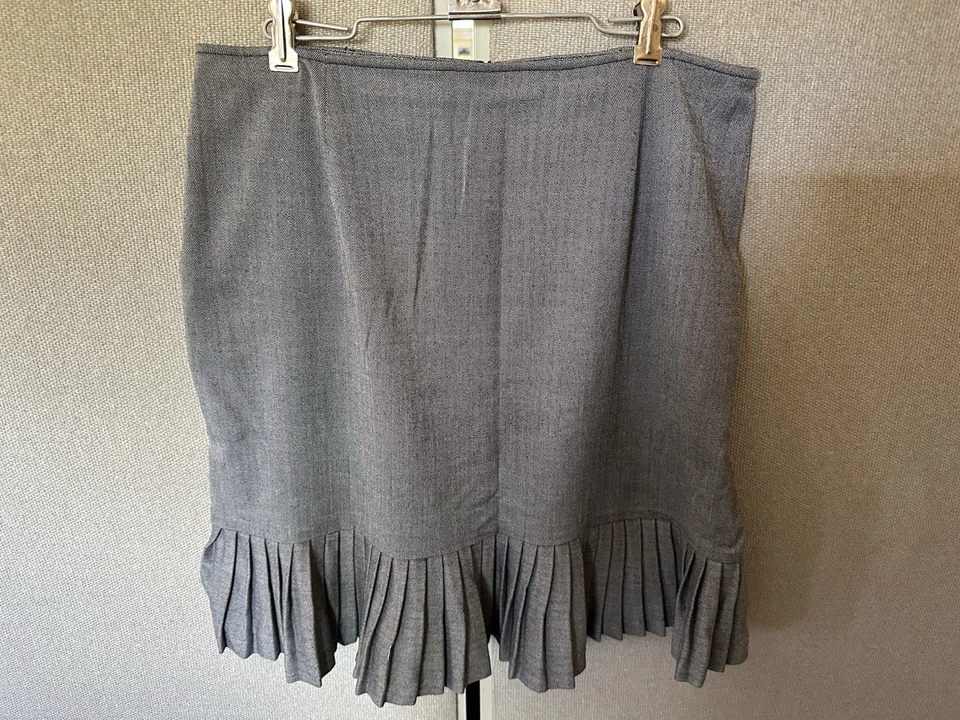 Briggs NY Women’s Pleated Schoolgirl Skirt Size 14 Black/White/Gray Made in USA - Image 3 of 4