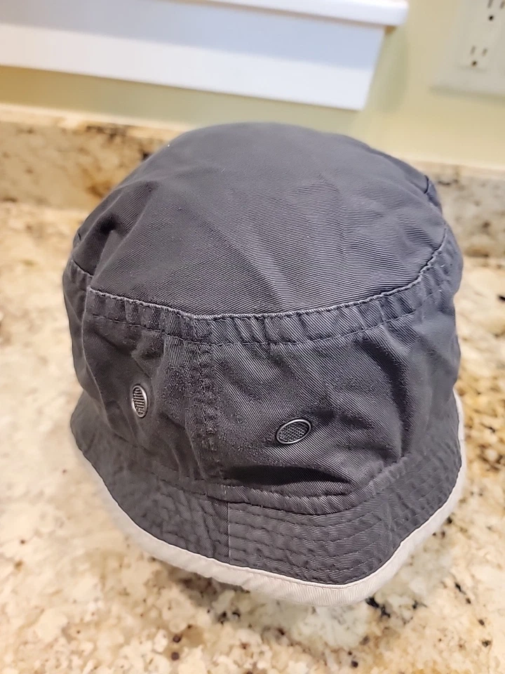 Sombrero de Playa de Colección Años 90 Sex And The City HBO PROMO Cubo Gris Oscuro Serie Original Foto 3 de 4