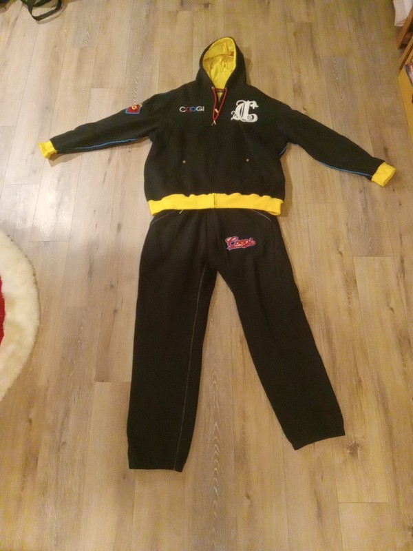 COOGI sweatsuit 4XL  JACKET 3XL PAINTS