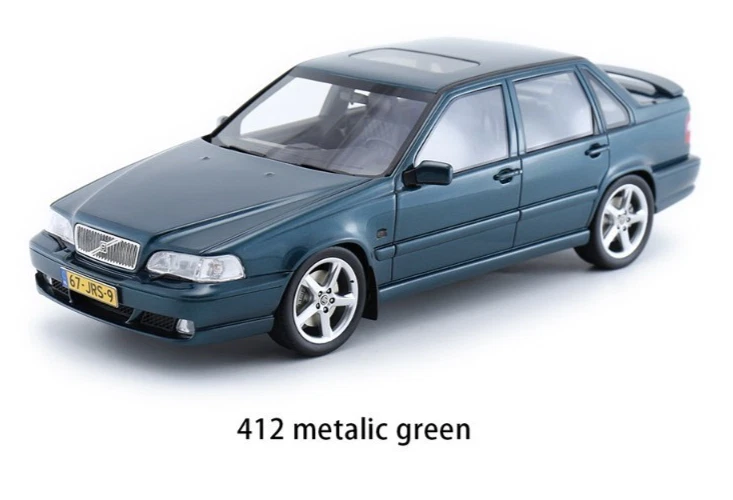 DNA Collectibles Volvo 164 E, dunkelgrün 1972, 1:18 | Model