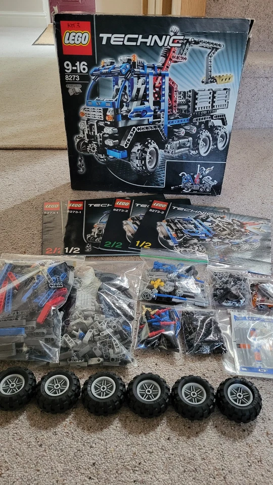 LEGO Technic 8273 Off Road Truck, photo 1 of 5