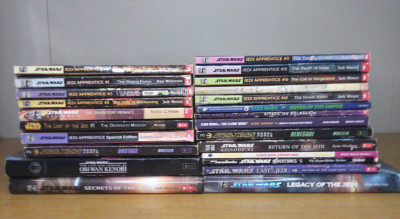 Star Wars  Scholastic / Mixed Lot of 24 Books INCLUDES SPECIALS, JEDI APPRENTICE