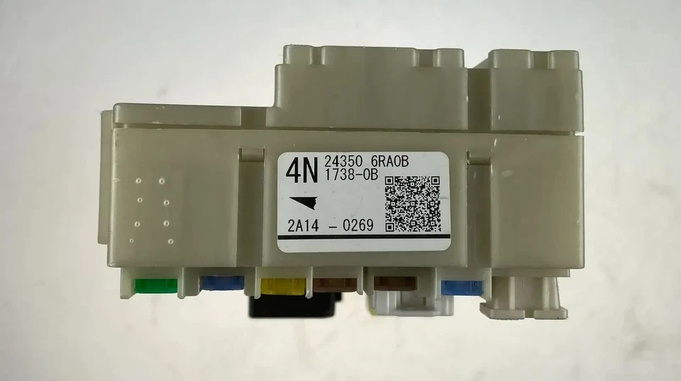 Original Nissan fuse box power distributor Qashqai J12 243506RA0B - Image 4 of 4