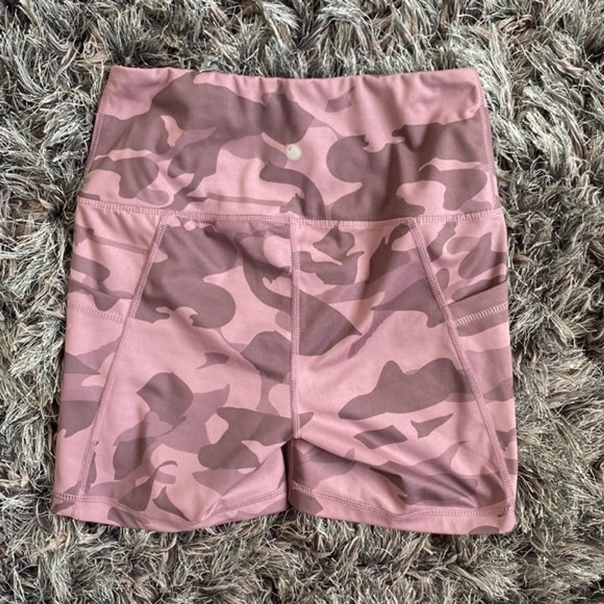 Pink camo shop biker shorts