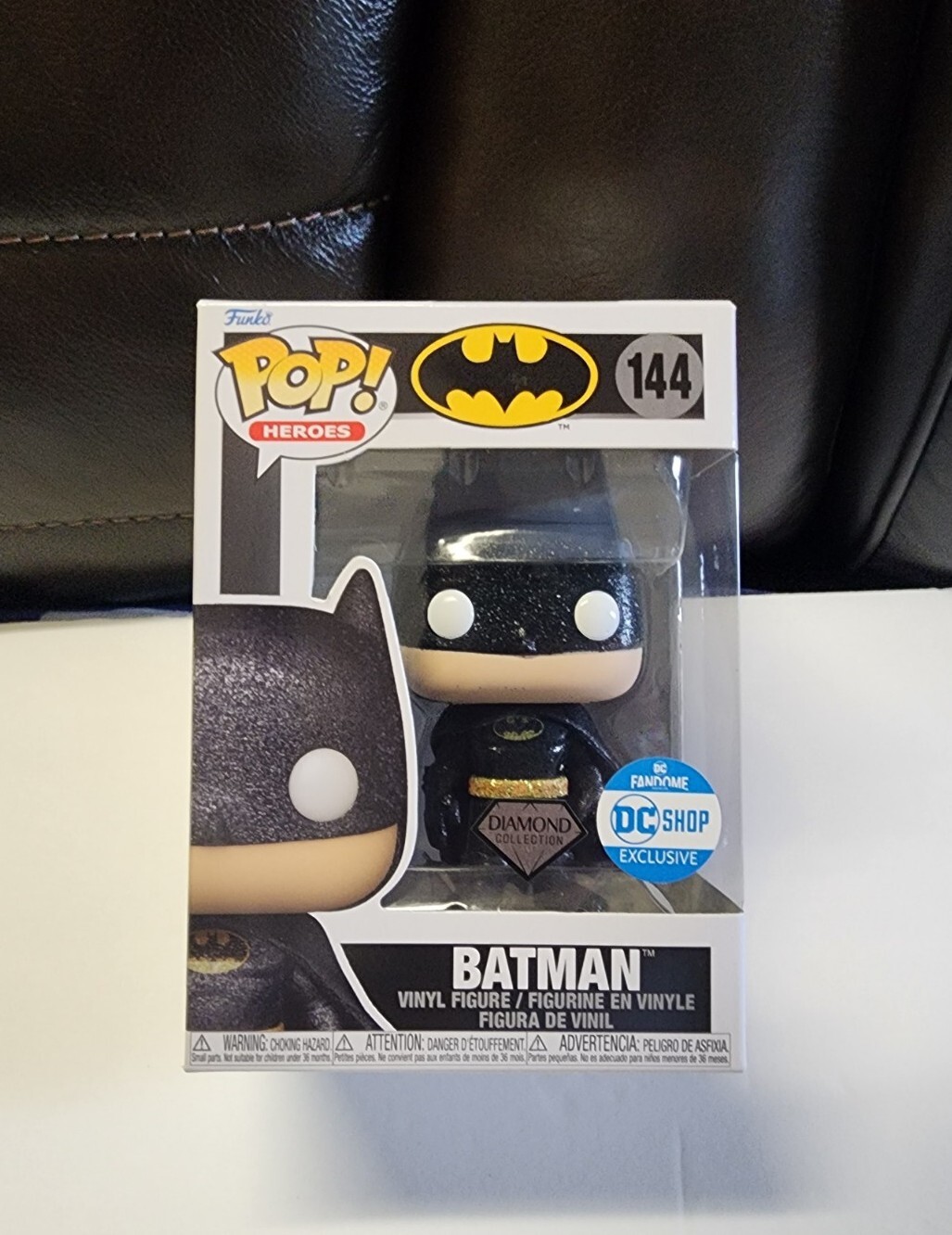 Funko Pop! Heroes Batman 144 (Diamond Glitter) Fandome Dc Shop Exclusive.