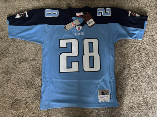 Tennessee Titans Chris Johnson Mitchell & Ness 2009 NFL Legacy Jersey - Med / 40 - Picture 2 of 3