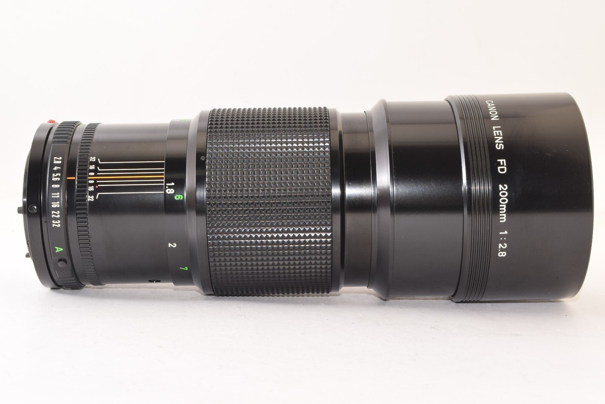 Canon New FD 200mm F/2.8 Early model MF Telephoto Lens From