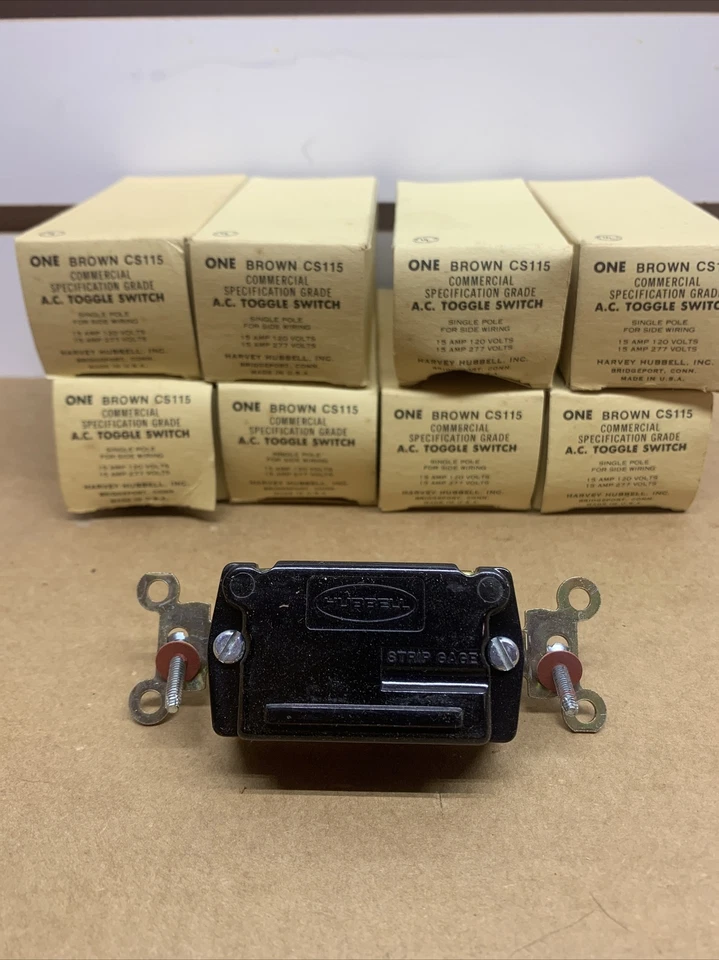 Lot Of 8 Brown Cs115 Commercial Specification grade AC toggle switch - Image 4 of 4