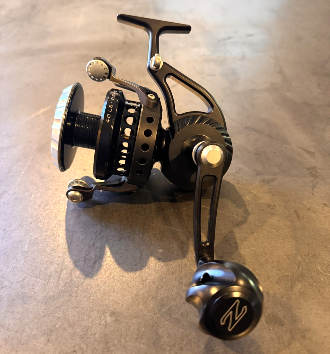 リール fishingkz ZeeBaas ZX-27 Surfcaster Reel - Includes Box, Reel Bag, Original