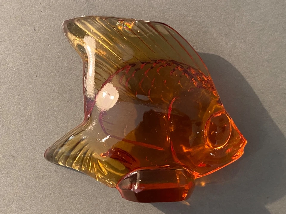 ADORABLE PETIT POISSON EN CRISTAL COULEUR ORANGÉE LALIQUE - Photo 3/4
