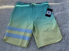 Hurley Phantom Boys Fiji /Hurley short kids Size 12/26 multicolored