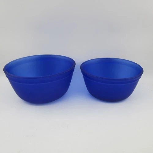 Rare Set of 2 Anchor Hocking Frosted Cobalt Blue Mixing Bowls 1 Qt & 1.5 Qt
