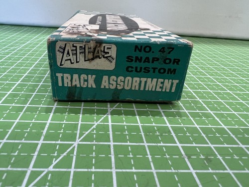 Atlas HO "Snap or Custom" Track Assortment, #47, 10 Sections - Picture 3 of 5