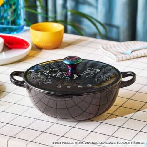 Le Creuset Pokemon Topf glänzend schwarz IH schillernder Knopf 22 cm Pokémon - Bild 7 von 13