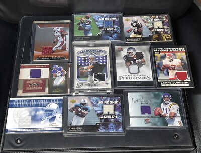 NFL FOOTBALL HOT PACKS GUARANTEED 1 HIT AUTO PATCH SSP RCs # D CARDS (SEE DES.)