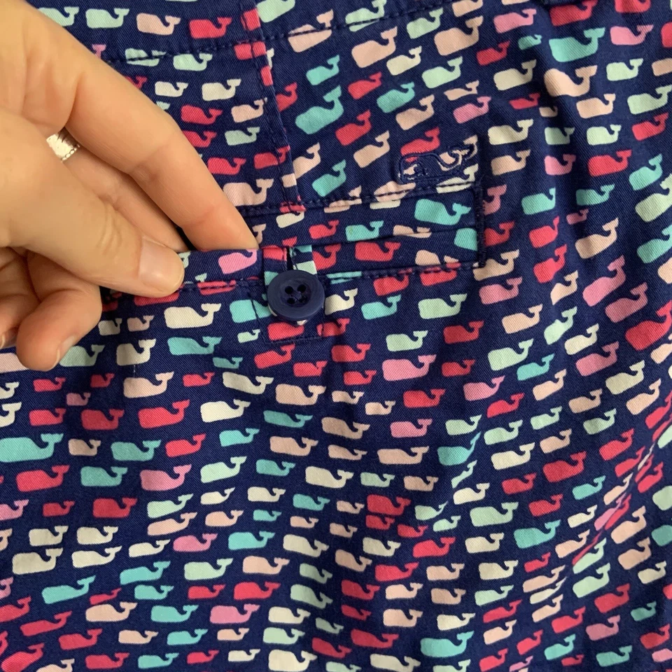 Pantalones Cortos Chinos Everyday Vineyard Vines Escuela de Estampado de Ballenas Mujer Talla 2 Elásticos Foto 4 de 4