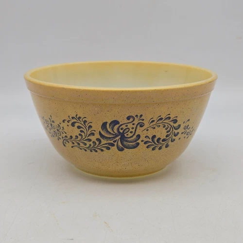Vintage Pyrex Homestead Bowl #402 1.5 Qt Mixing Nesting Beige Brown Blue Floral