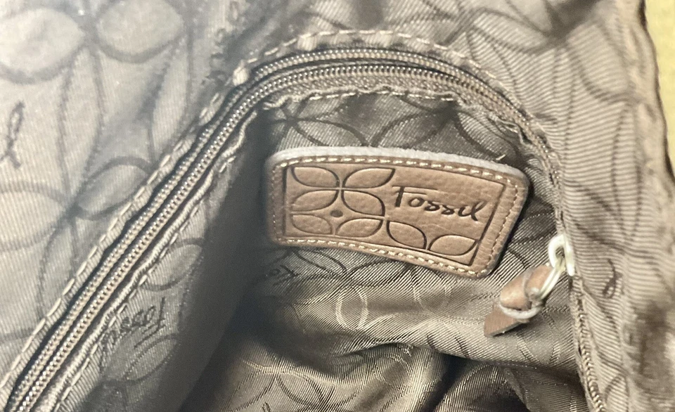 Bolso de Hombro Hobo Cuero Fósil Gamuza Repujado 3D Hoja Patrón Correa Trenzada  Foto 3 de 4