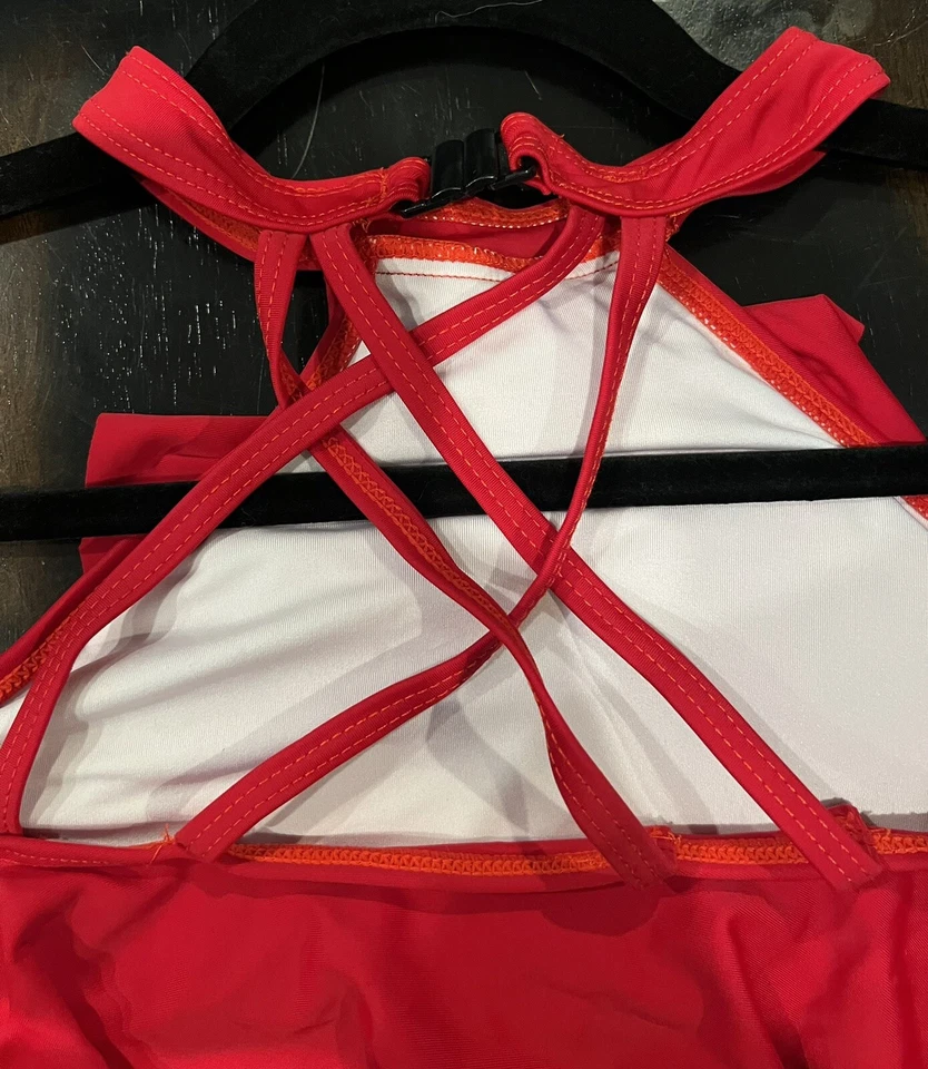 two piece swimsuit size junior L - A0052 - Image 3 of 3