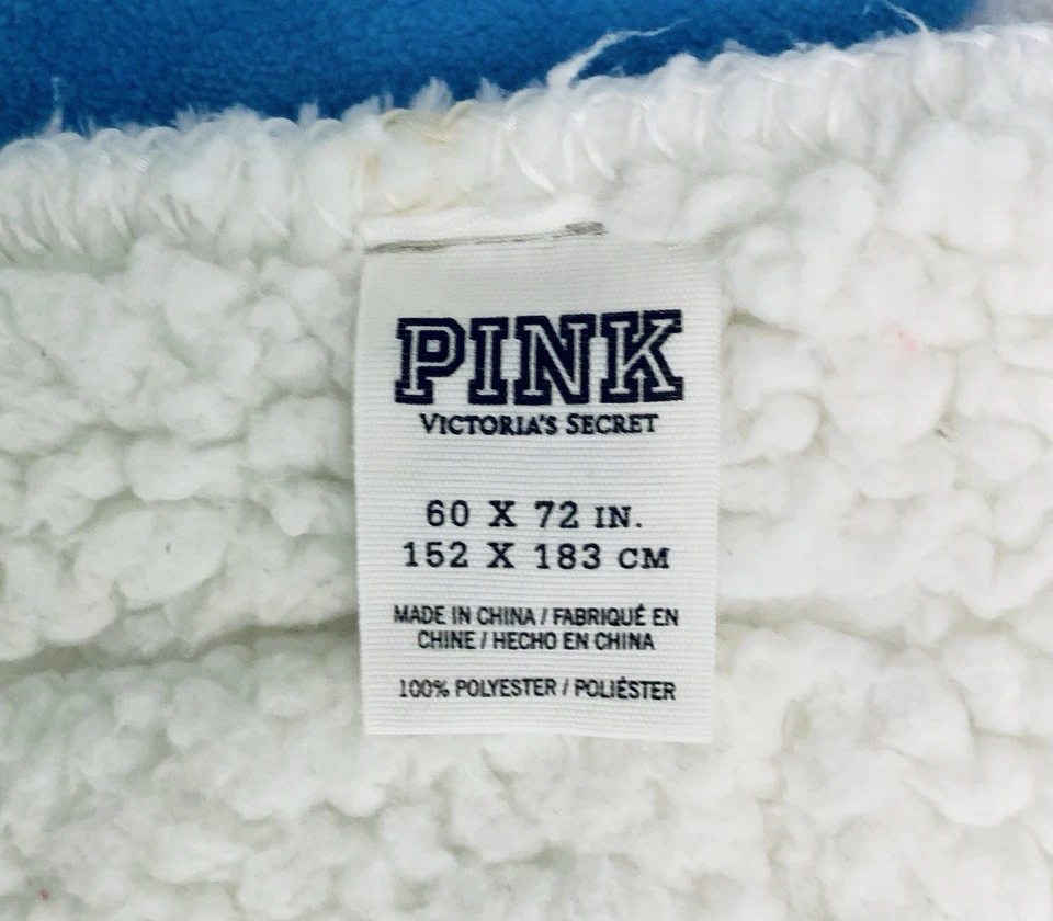 MANTA SHERPA SUPER SUAVE ROSA VICTORIA'S SECRET LOGO ARCO IRIS 60 x 72 Foto 3 de 4