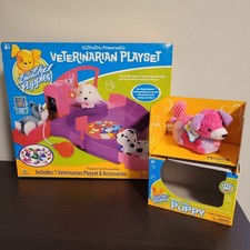 NIB Zhu Zhu Pets Puppies VETERINARY PLAYSET TWITTLES Pink/Purple Open Box