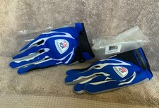 NOS. REEBOK FOOTBALL GLOVES, RECEIVERS, BACKFIELD. NFL APPROVED, ON-FIELD GEAR.