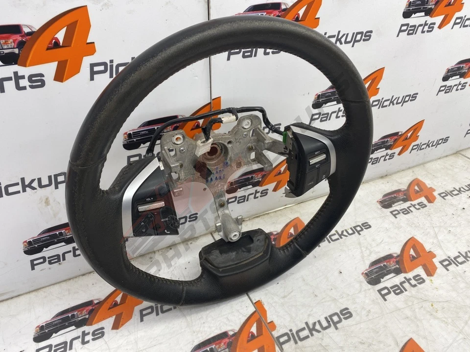 Volante Isuzu D-Max Utah 2017 con botones multifunción 2017-2021 - Imagen 2 de 4