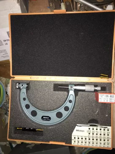 new mitutoyo screw thread micrometer 75-100mm with new anvils 126-802