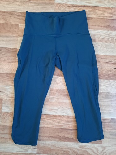 Lululemon Train Times Crop Leggings 17" Womens 6 Nile Blue Mesh W6ADDS