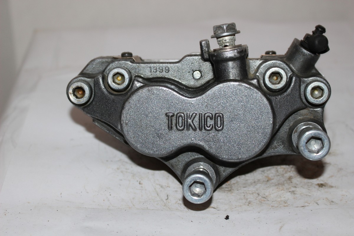 KAWASAKI NINJA ZX7R ZX750 RIGHT FRONT BRAKE CALIPER (KBC205