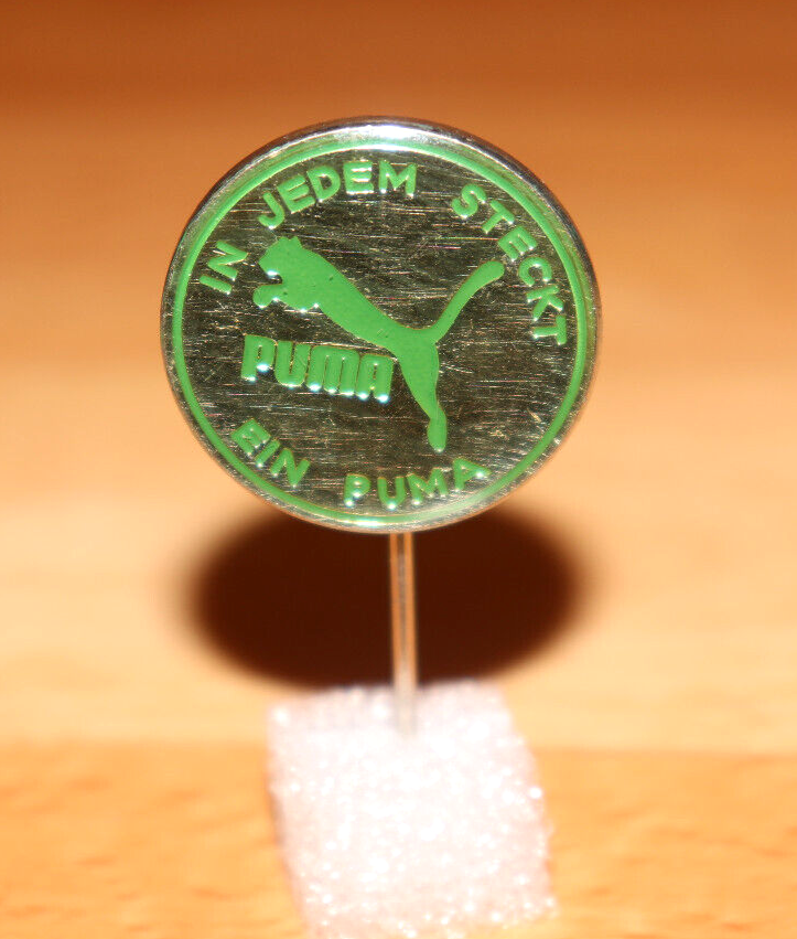 プーマ ピンバッチ PUMA Design company Old Collectible Pin / Badge | eBay
