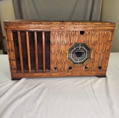 Vintage Stromberg Carlson 228 Radio 1930s Matchstick Folk Art Triple Range
